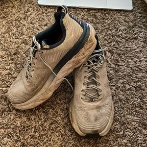 Hoka Bondi 6